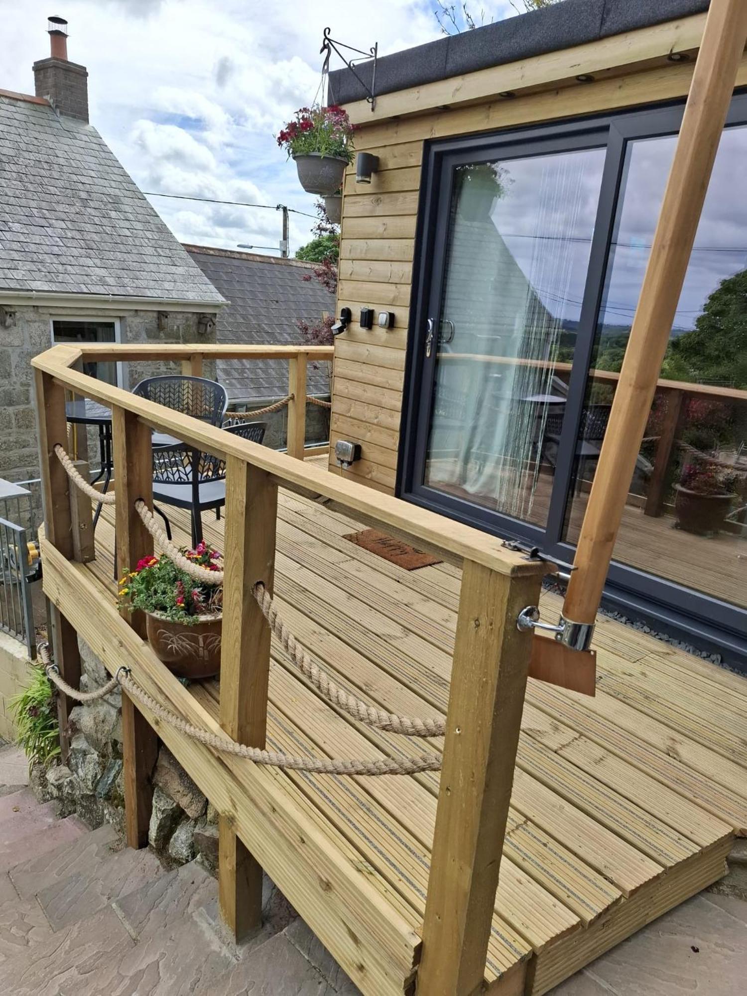 Cosy Cornish Cabin St Austell Exterior foto